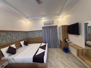 Vainavi Residency
