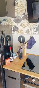 Studio Neuf idéalement placé avec TERRASSE et JARDIN