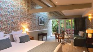Hotels Hotel Le Saint Christophe : photos des chambres