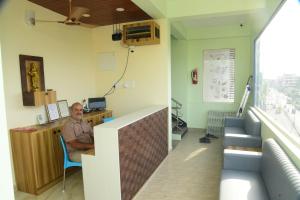 Vainavi Residency