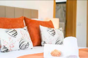 Cascais Accommodations Series