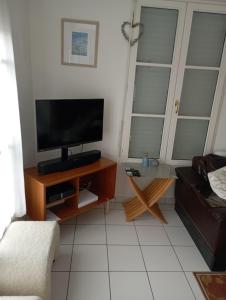 Modern Townhouse in Honfleur with secure parking