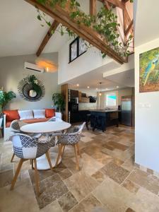 Appartements Atypical & Cozy Getaway : photos des chambres