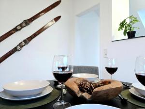 Tannenherz mit Balkon & Bergblick & Nähe Hillebachsee & 2 Schlafzimmer