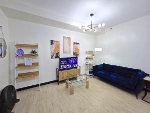 Spacious 2BR Condo San Lorenzo Place 4KM Airport