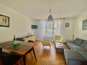 Appartements Beau T3 a proximite du centre, 2 ch, 3 lits : photos des chambres