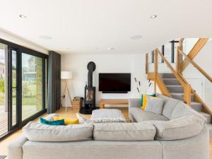 Pass the Keys Minety Lake lodge hot tub games room