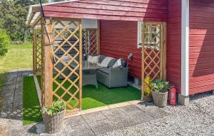 Lovely Home In Gotlands Tofta With Wifi