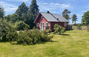 Lovely Home In Gotlands Tofta With Wifi
