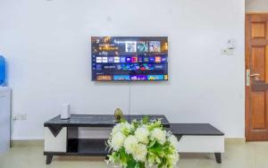 BAHARI MOJA NYALI-5mins walk to beach, Swimming pool, Air-conditioning