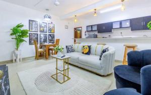 BAHARI MOJA NYALI-5mins walk to beach, Swimming pool, Air-conditioning