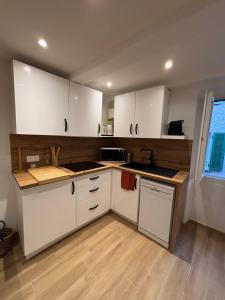 Appartements Charmant T2 refait a neuf en plein coeur de Frejus : photos des chambres