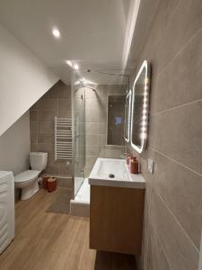 Appartements Charmant T2 refait a neuf en plein coeur de Frejus : photos des chambres