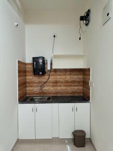 Private 1RK Studio WiFi Self Check-in