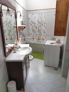 Stanza luminosa e panoramica