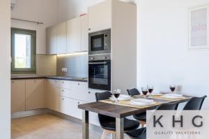 Leos Red stone & White stone made villas, 2 villas with private pool in Karavados village