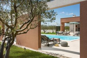 Beautiful Villa Scallop