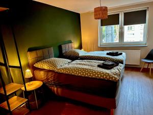 moderne Stadtwohnung mit Parkplatz, Uni & Zentrum fußläufig