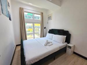 Cozy 2BR 2Bath San Lorenzo Place Netflix 4KM NAIA