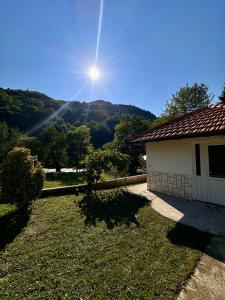 Oaza Vrbas - Riverside Bungalow