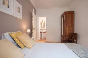 Alfama Bright Apartment