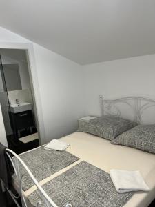 Apartment Vodice - Lovric
