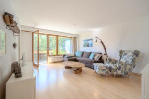 Marlenca 2 by Arosa Vacations, Familienwohnung mit Bergblick in der Nähe des Skilift-Kulm