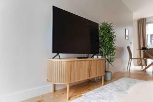 1-Bedroom Rotermann Quarter Apartment