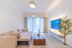 New 1BR Burj view- Infinity Pool - Dubai Mall