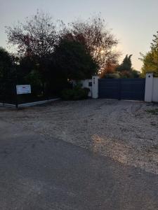 chambre 2 lits dune personne