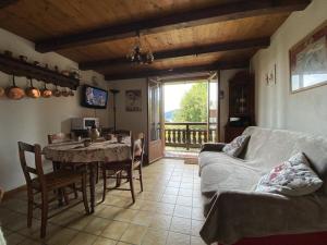 Appartements Studio cabine 4 pers, centre village, proche pistes, parking, casier a skis - FR-1-733-38 : photos des chambres