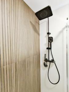 Habitación amplia luminosa y con aíre acondicionado