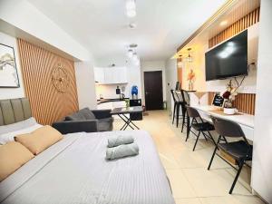 Louritto Condotel at Avida Towers Riala Tower 3