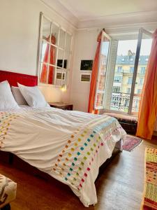 Party of 6!! Arc de Triomphe