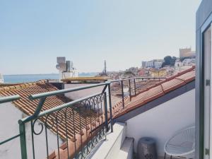 B&J Alfama Cruise terrace 4