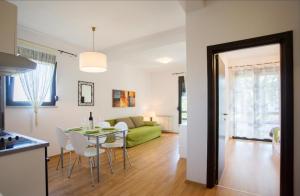 Apartment Karlo in Stinjan