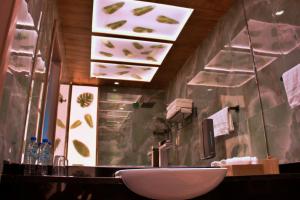 Botanic Apartment 1BR, Pool, Tennis Court