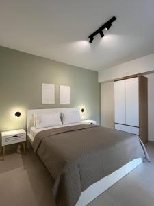 M P A Luxury Apartment A1