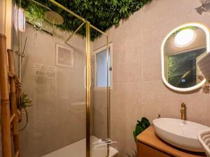 Appartements Appartement de Standing Bali 2 Chambres, Terrasse, Wifi, Hyper-Centre Toulon : photos des chambres