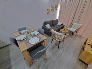 Cozy & fully equipped 3 bedroom apartment, 3mins walk to Flic-en-Flac Beach