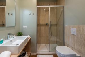 Room #1474300601
