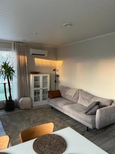 Quality triangle in a semi-detached house