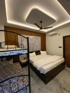 Shree Premanand Dham Naimisharanya