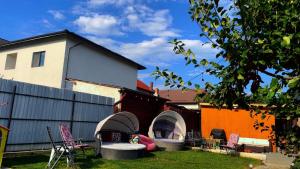 Casa Trandafirilor Calimanesti