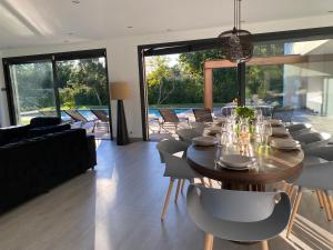 Villas La Villa Blanche : photos des chambres
