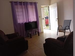 Entire house near the city of David