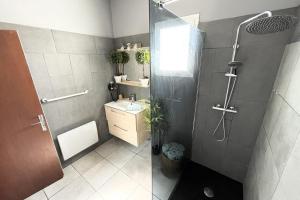 Maisons de vacances Pretty house for 6 : photos des chambres