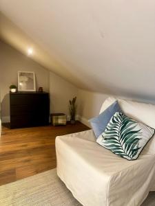 Stylish Bright loft Studio in Ealing