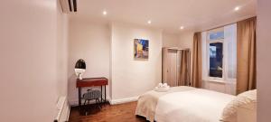 Charming Victorian Property with Aircon in Central London