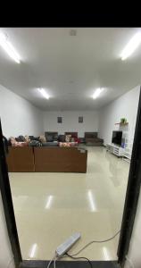 شقة ثلاث غرف مؤثثة للايجار اليومي